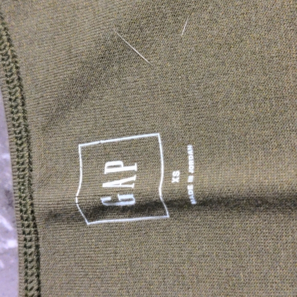 Two Tanks - Picture 5 of 5